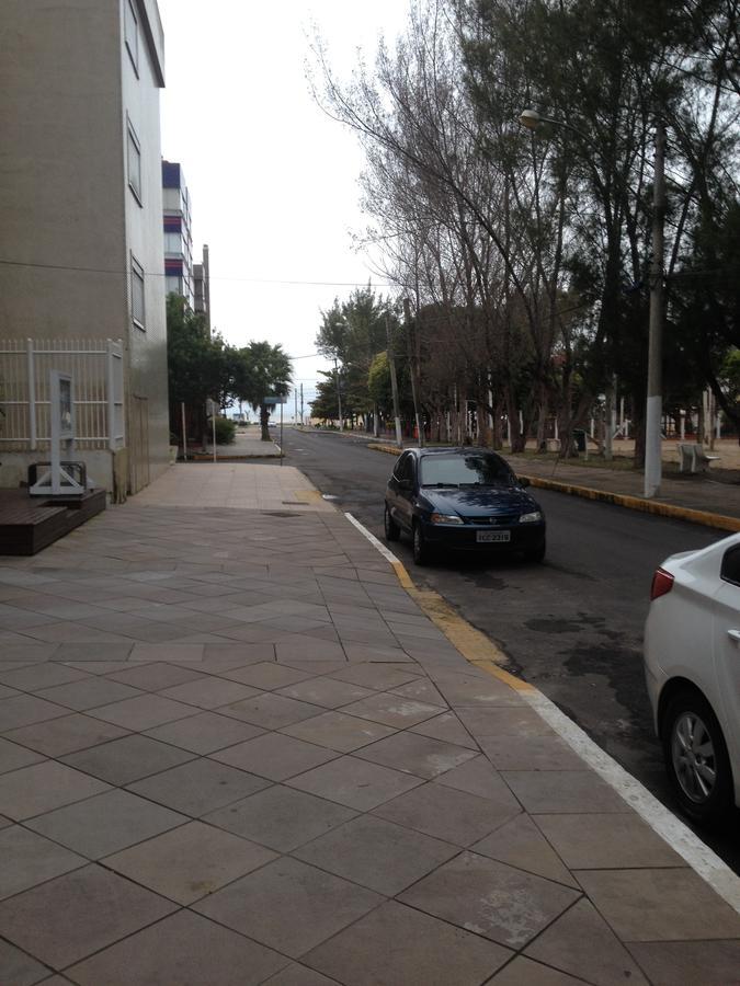 Apto Otima Localizacao Apartment Capão da Canoa Exterior foto